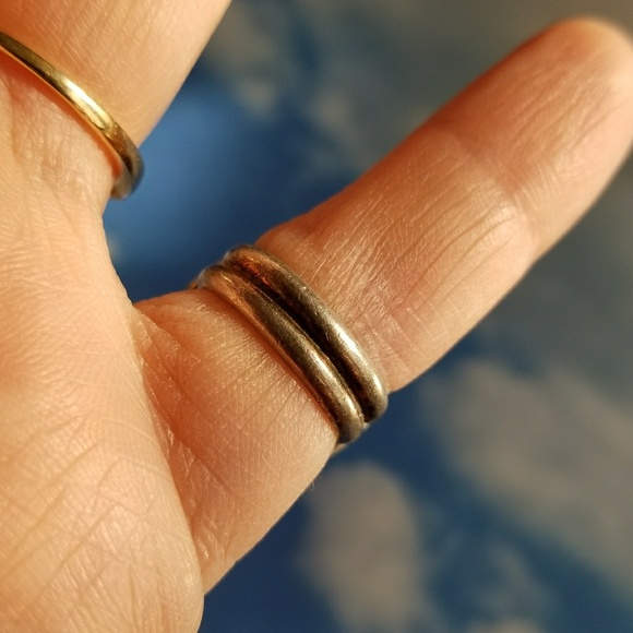 Relisted -vintage Operculum shell ring eye silver tone sz 4 - Picture 8 of 8